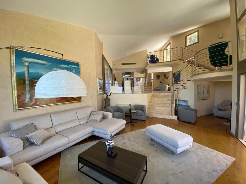 Frgk Datcha "Villa Prestige Mougins" المظهر الخارجي الصورة
