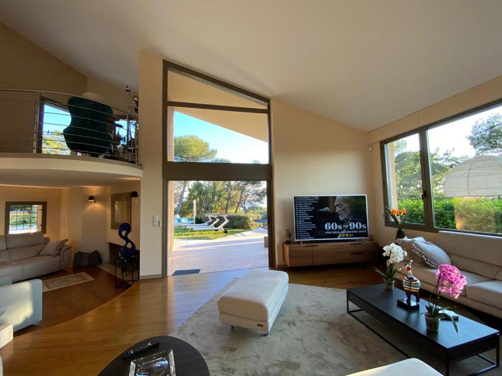 Frgk Datcha "Villa Prestige Mougins" المظهر الخارجي الصورة